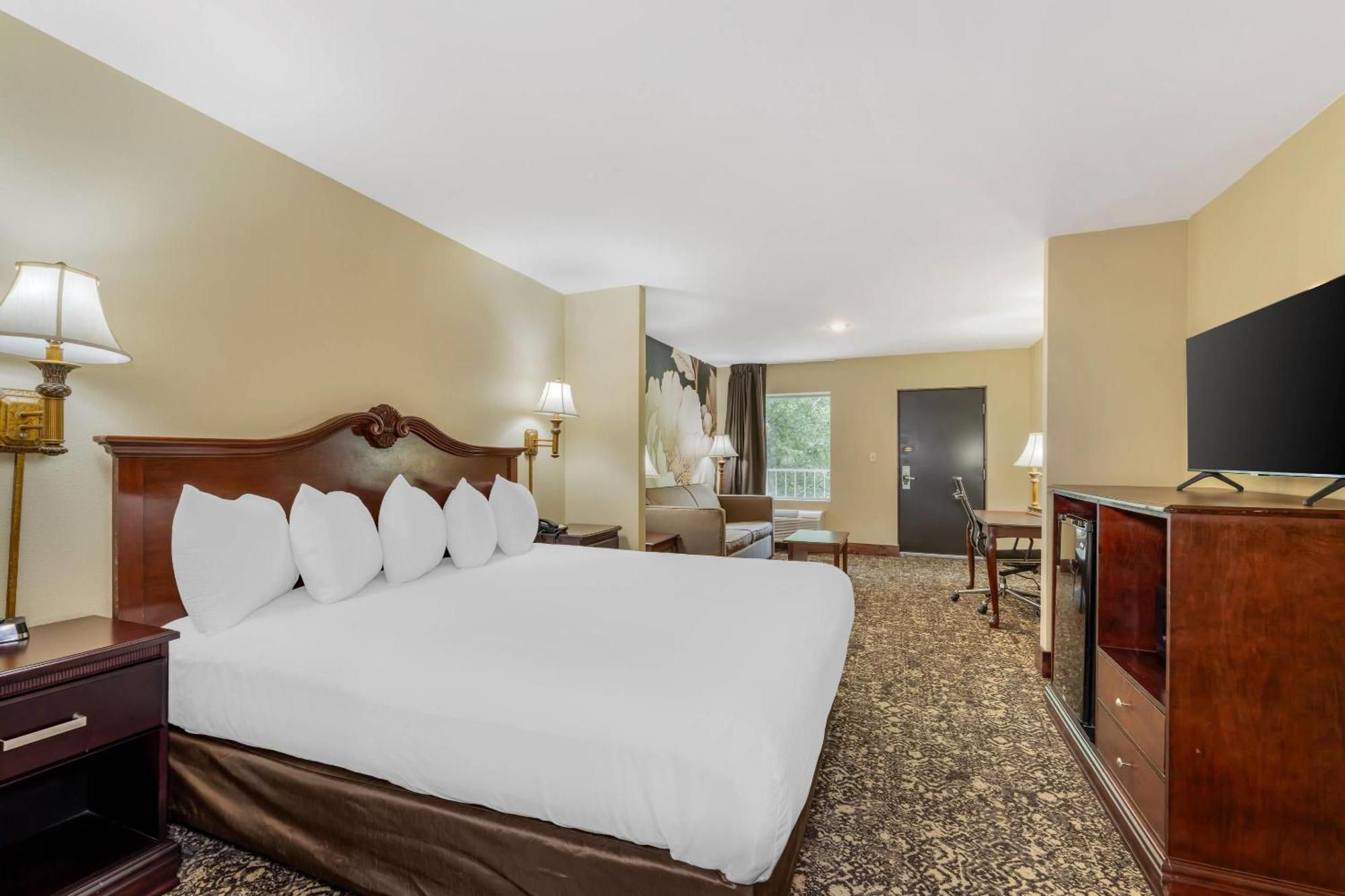 Quality South Hotel